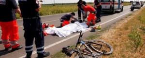 ciclista investito