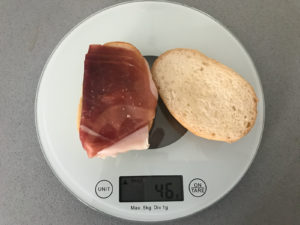 Il panino pesa 45grammi.