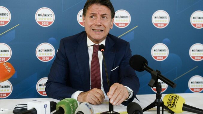 Giuseppe Conte lavora per Putin